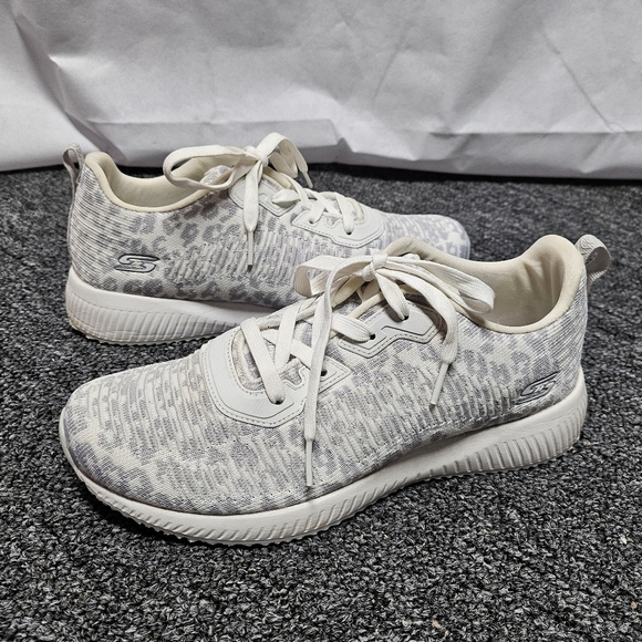 Skechers Bobs Memory Foam Air Cooled Grey & White Low Profile Sneakers Sz 8.5 - Picture 5 of 9